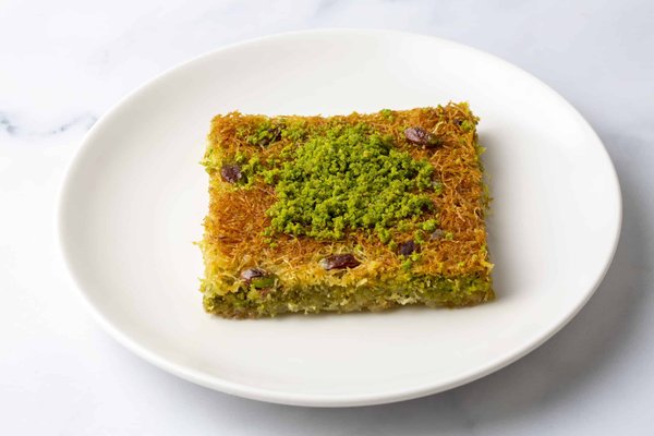 How to Create a Flavorful Vegetarian Bolognese with Lentils?